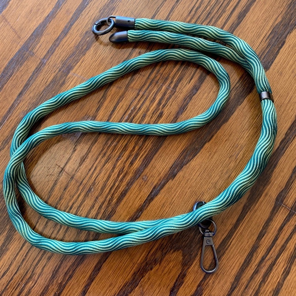 Unbranded Green Wavy Pattern Paracord Rope Lanyard Keychain Neck Strap 25 Inch